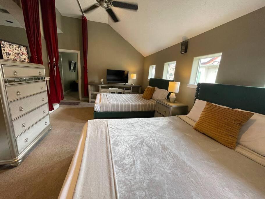 Wanderlust Villa Near Galleria Mall Houston Exterior photo